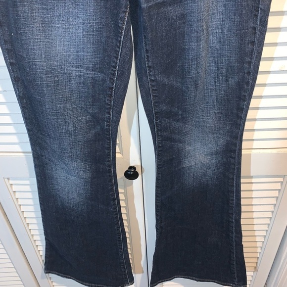 Gap Maternity 1969 Dark Wash Flare Jeans 27/4 - Picture 4 of 9